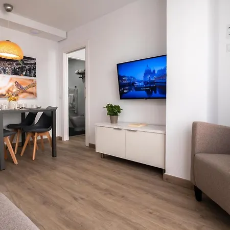 Luxor Torre Del Clavero Apartment Salamanca